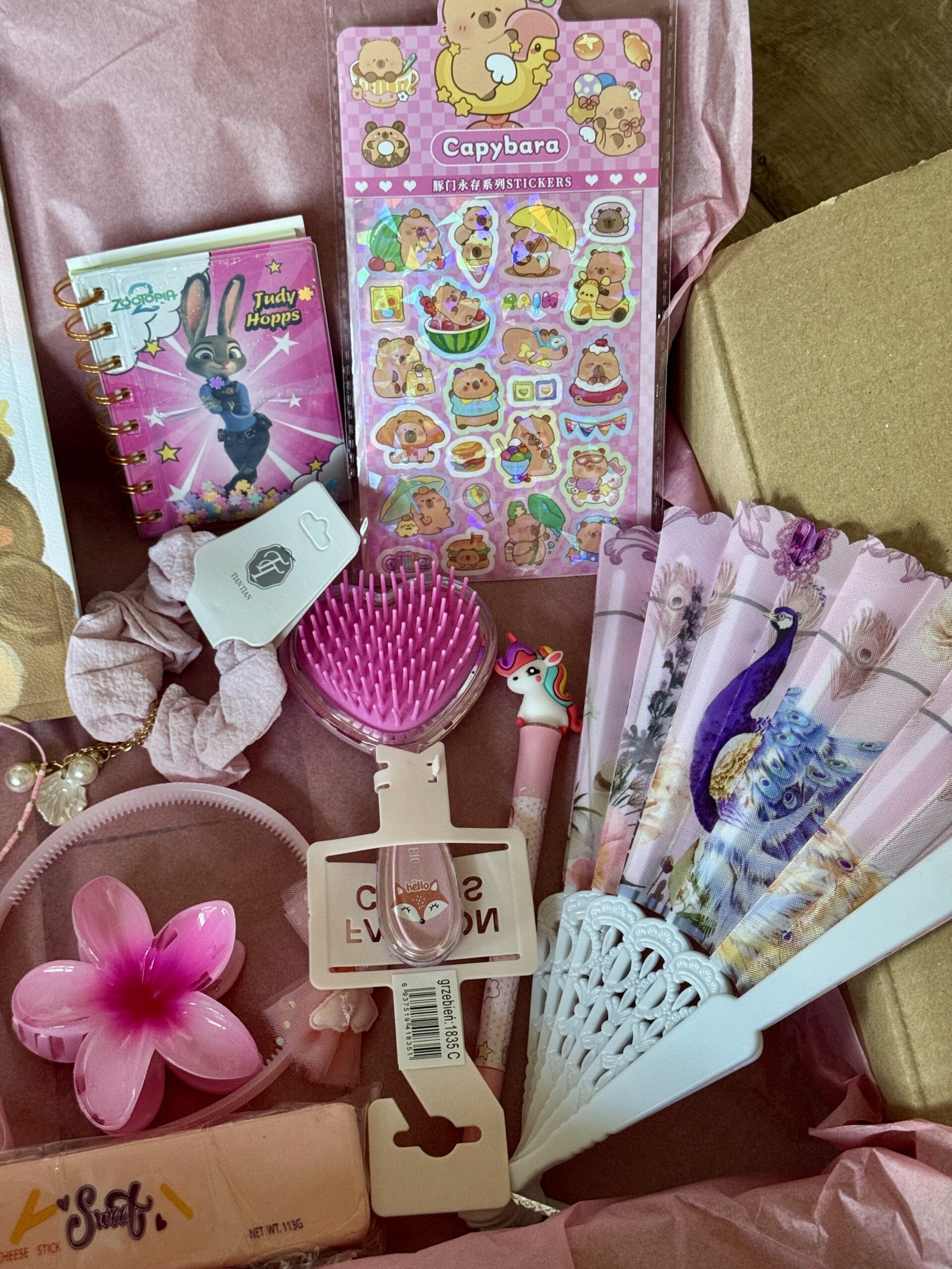 Zabawkowy Box M dla dziewczynki - Mystery Box - obrazek 3